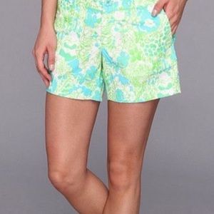 🌴LILLY PULITZER ‘The Callahan Short’ in Its A Zoo print.
